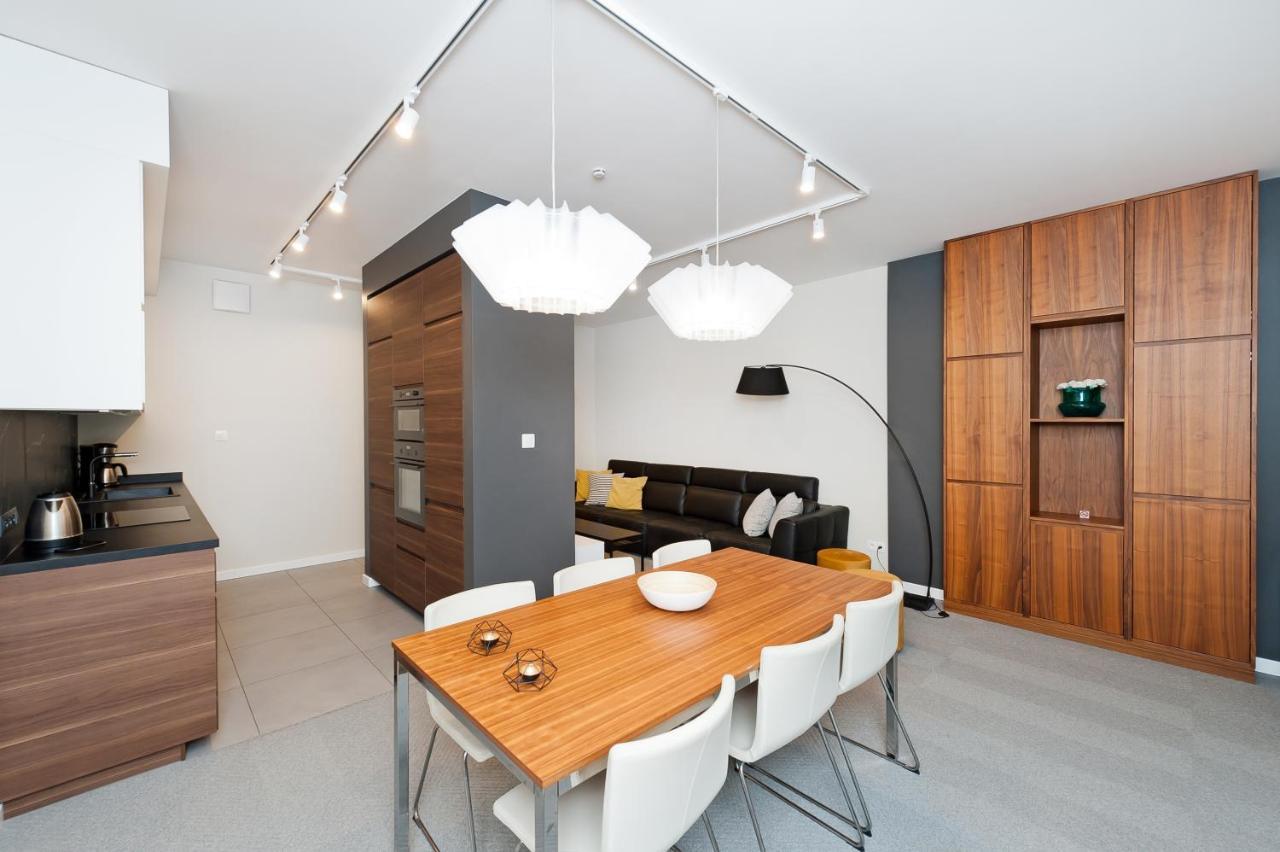 Premium In Novum City Center Near The Train Station By Sun & Snow 크라쿠프 외부 사진